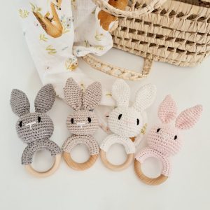 Sonajero Crochet Conejo