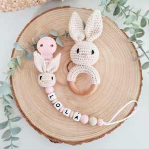 Chupetero Crochet Conejo