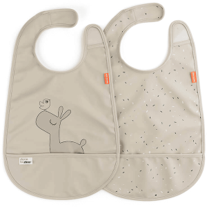 Babero con velcro